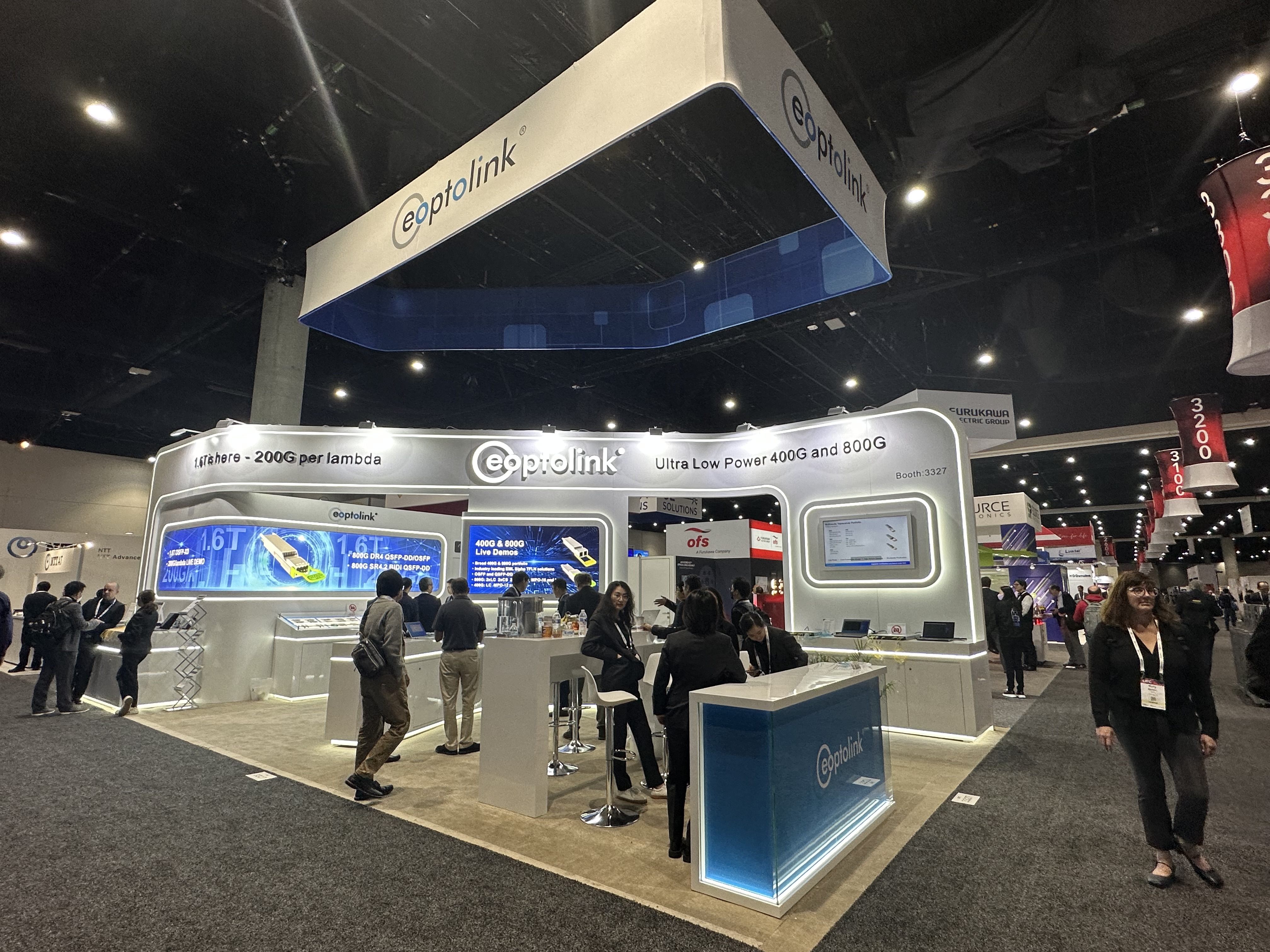 Eoptolink stand at OFC