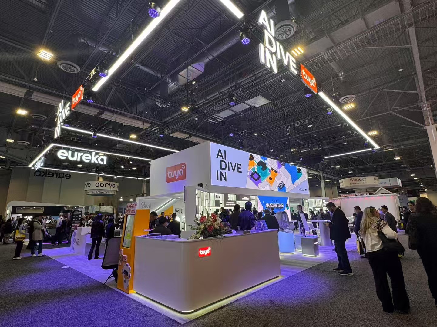 Tuya stand at CES