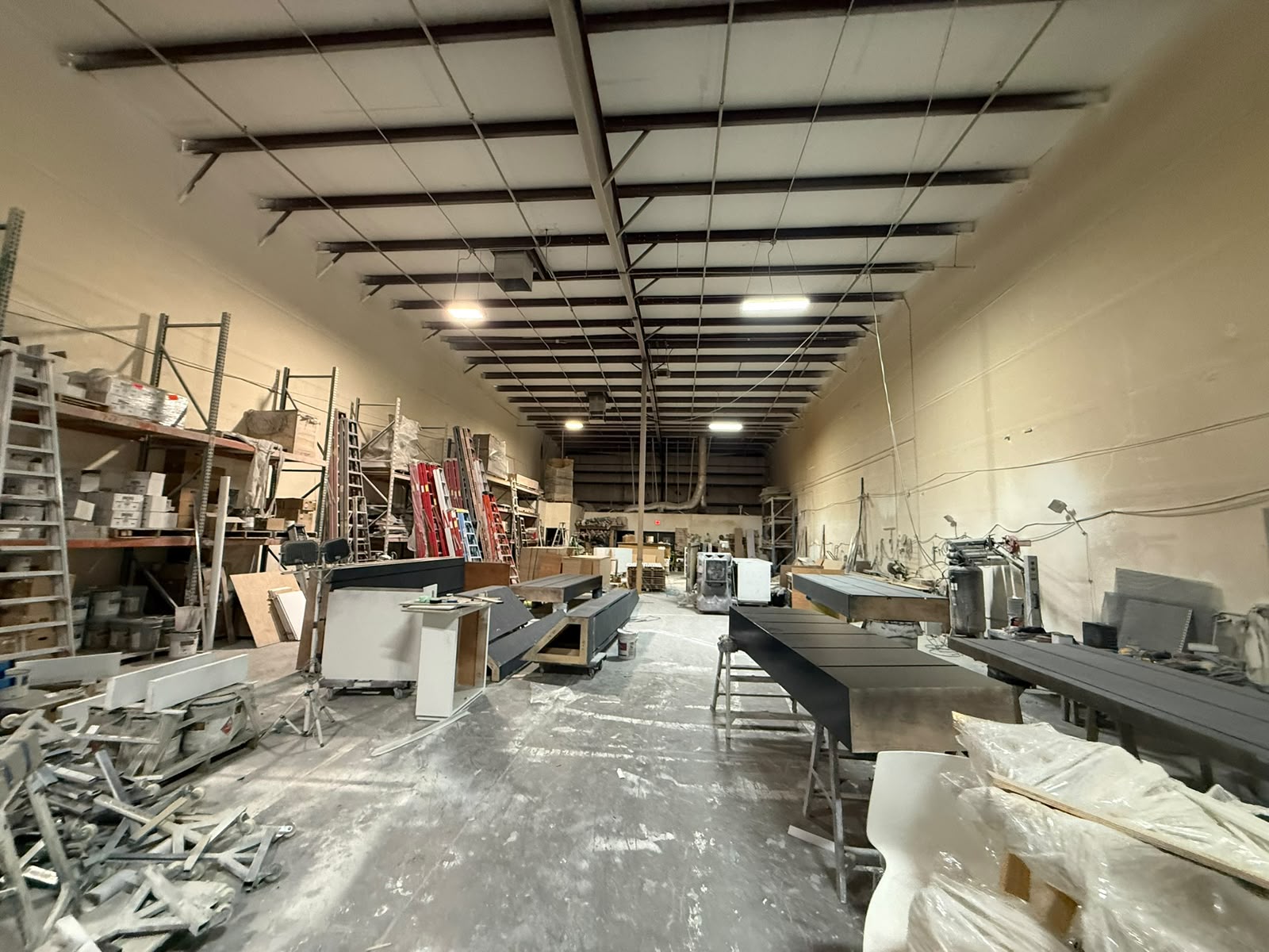 The ET EXPO fabrication workshop in Las Vegas with exhibit structures under construction