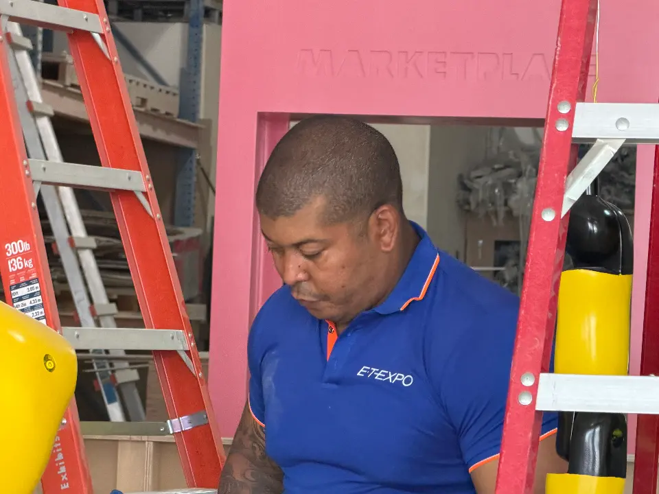 Trade Show Booth Installation & Dismantle