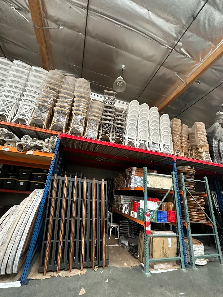 Furniture & Accessories