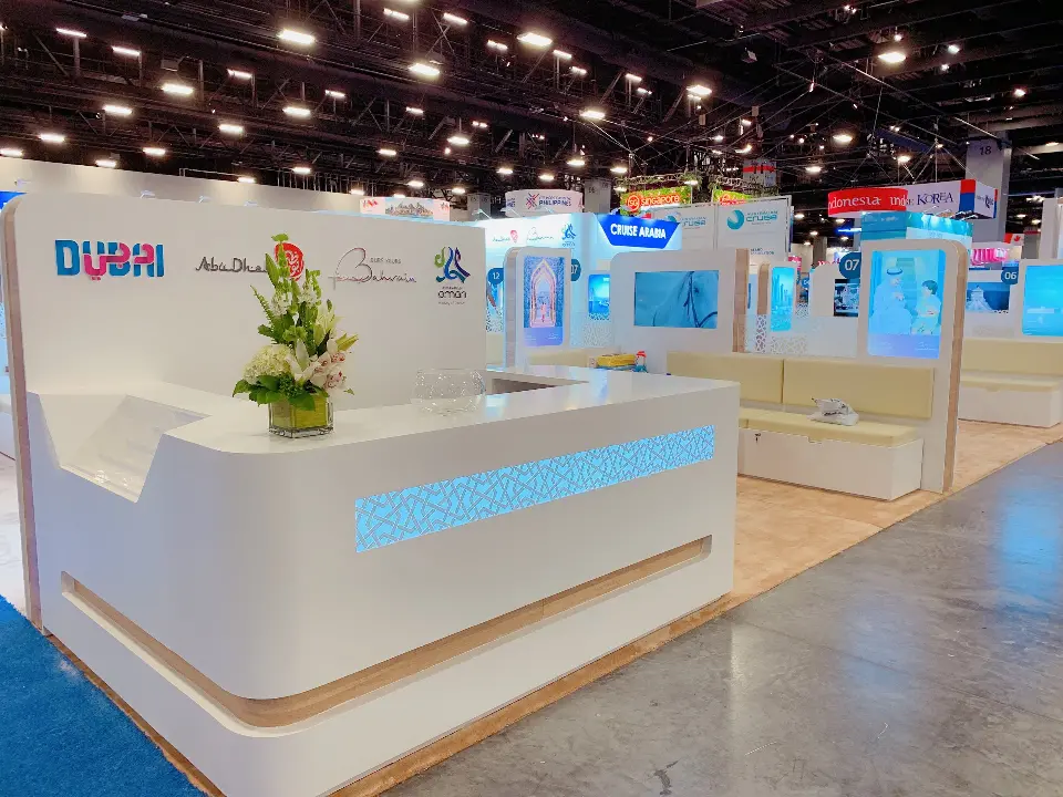 Side angle of the counter with its lit band and flowers