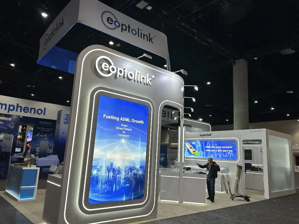Close angle of the round lit frame graphic and blue product counter