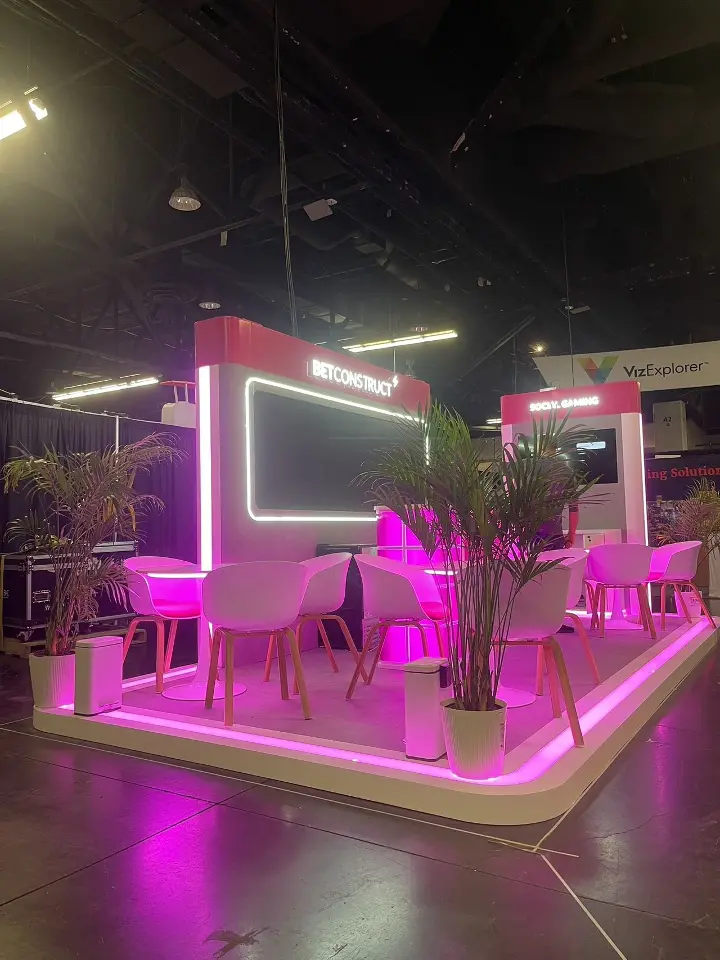 Side angle showing the magenta glow on the floor around the platform