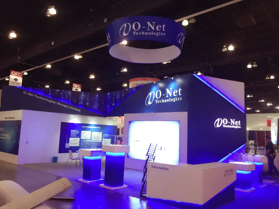 Navy O-Net block with backlit graphic, Information counter and blue-lit pedestals