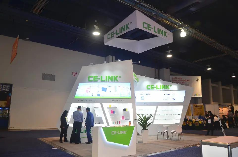 Another wide view with visitors near the green counter